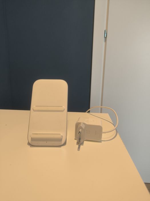 Vând ONEPLUS 9 PRO 5G 256gb  cu Încărcător Original Wireless