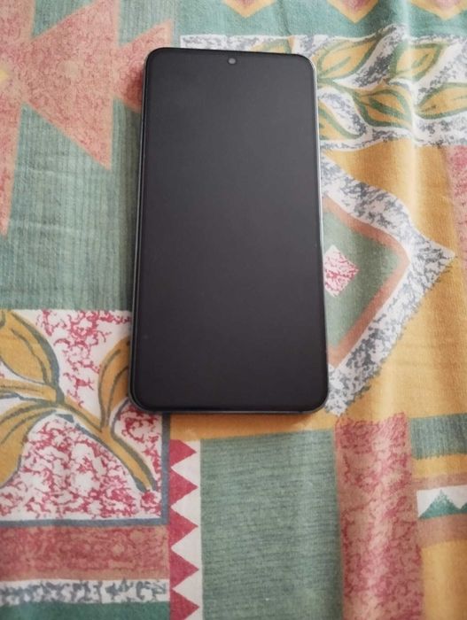 Samsung s22[mici zgârieturi