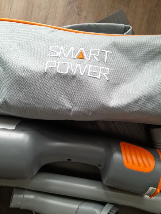 Продам автомобильный пылесос