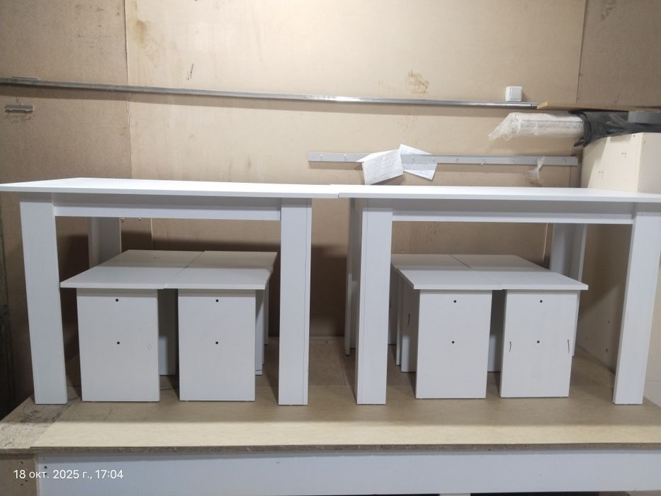 Стол кухонный +4 табуретки для.! Кухни