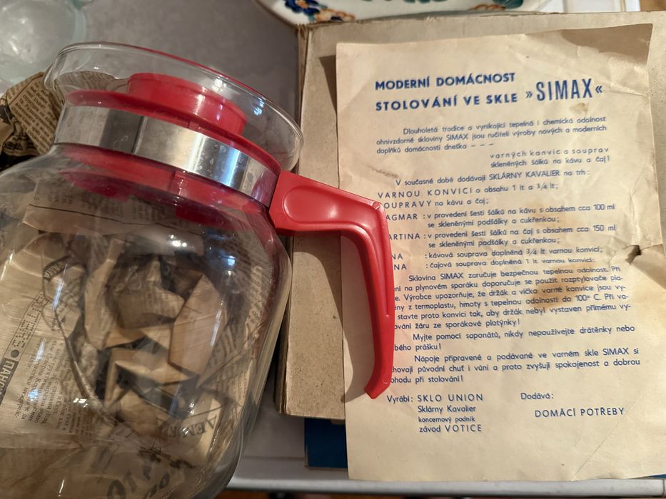 Античен комплект за чистене на трохи 1978 термоуст кана Чехословакия