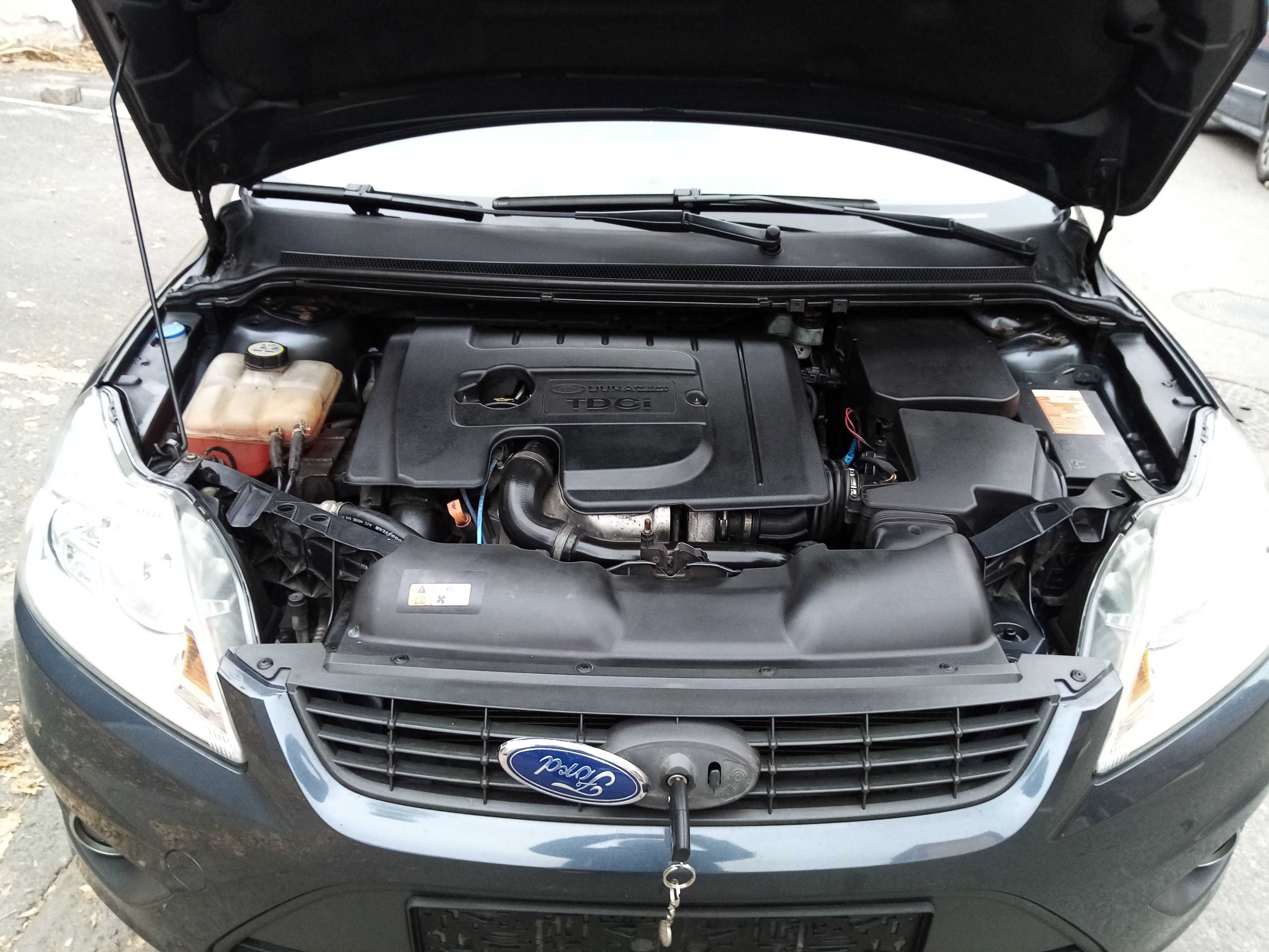 FOCUS, 1,6 diesel,2010 CLIMATRONIC. E 5  Oradea