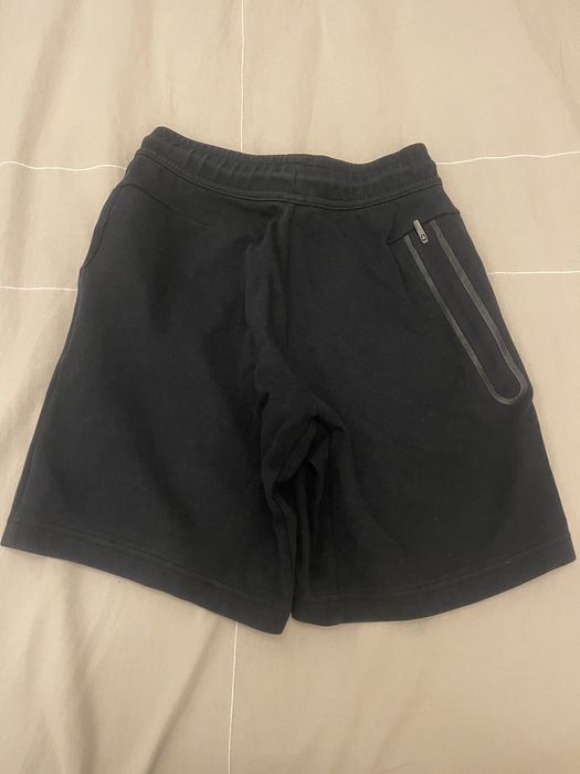 Pantaloni scurti Nike Tech fleece