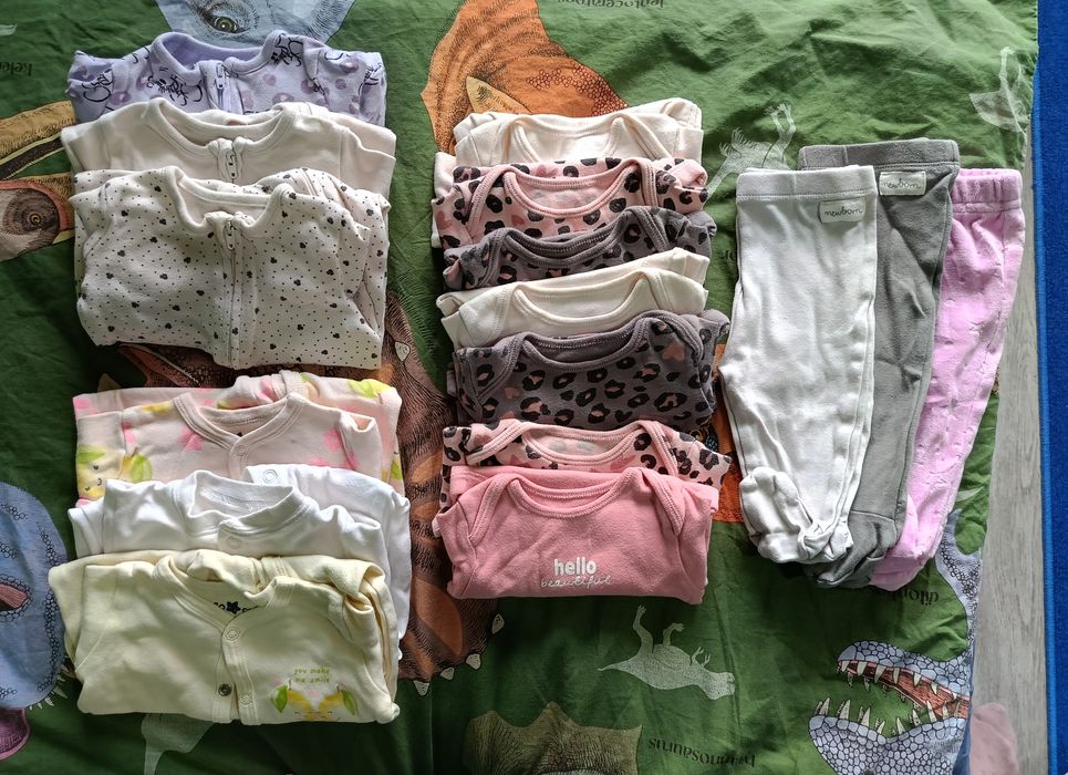 Бебешки дрехи за момиче