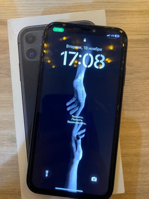 Продам айфон 11 128гб