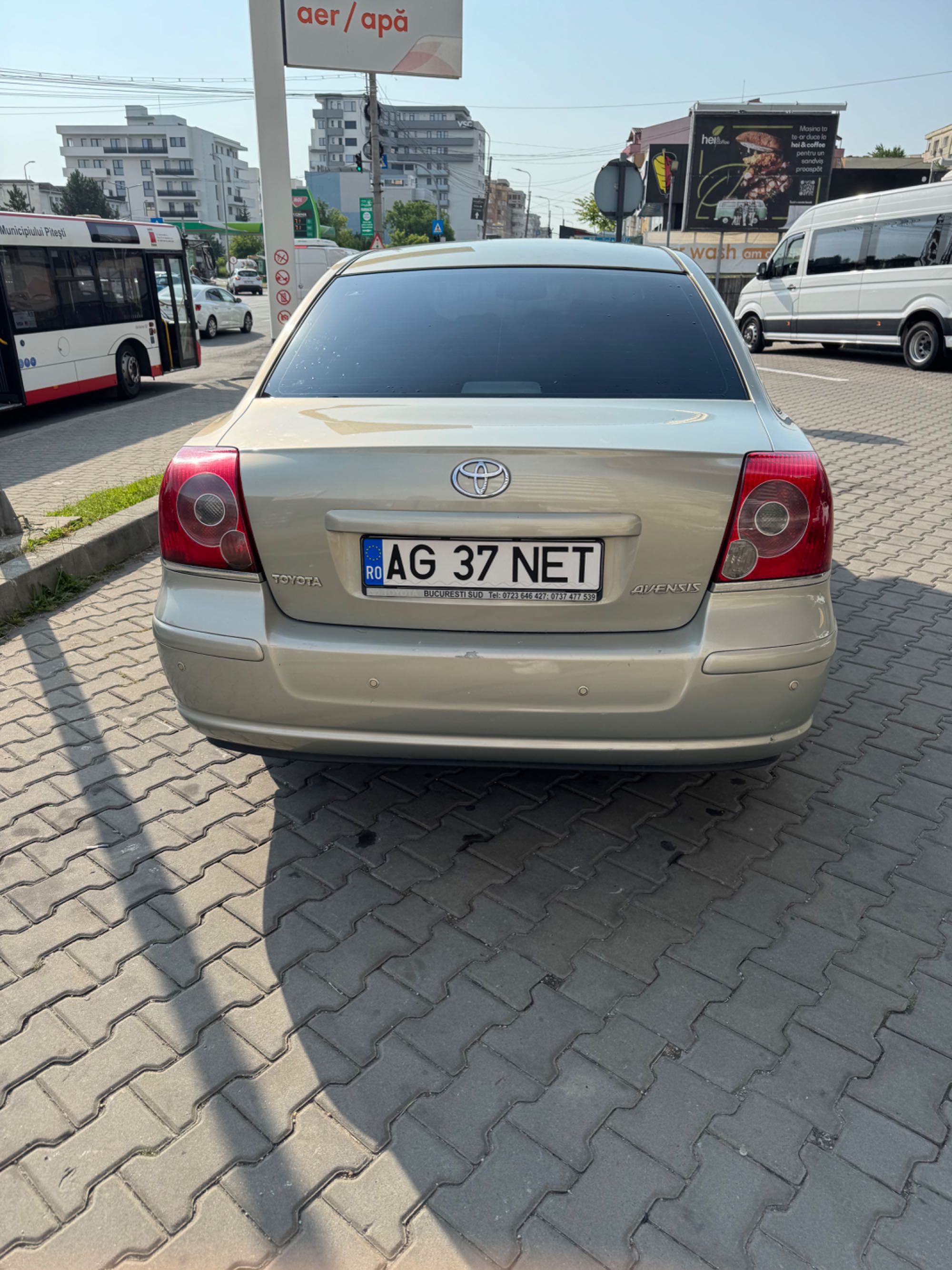 Toyota Avensis, cutie  automată