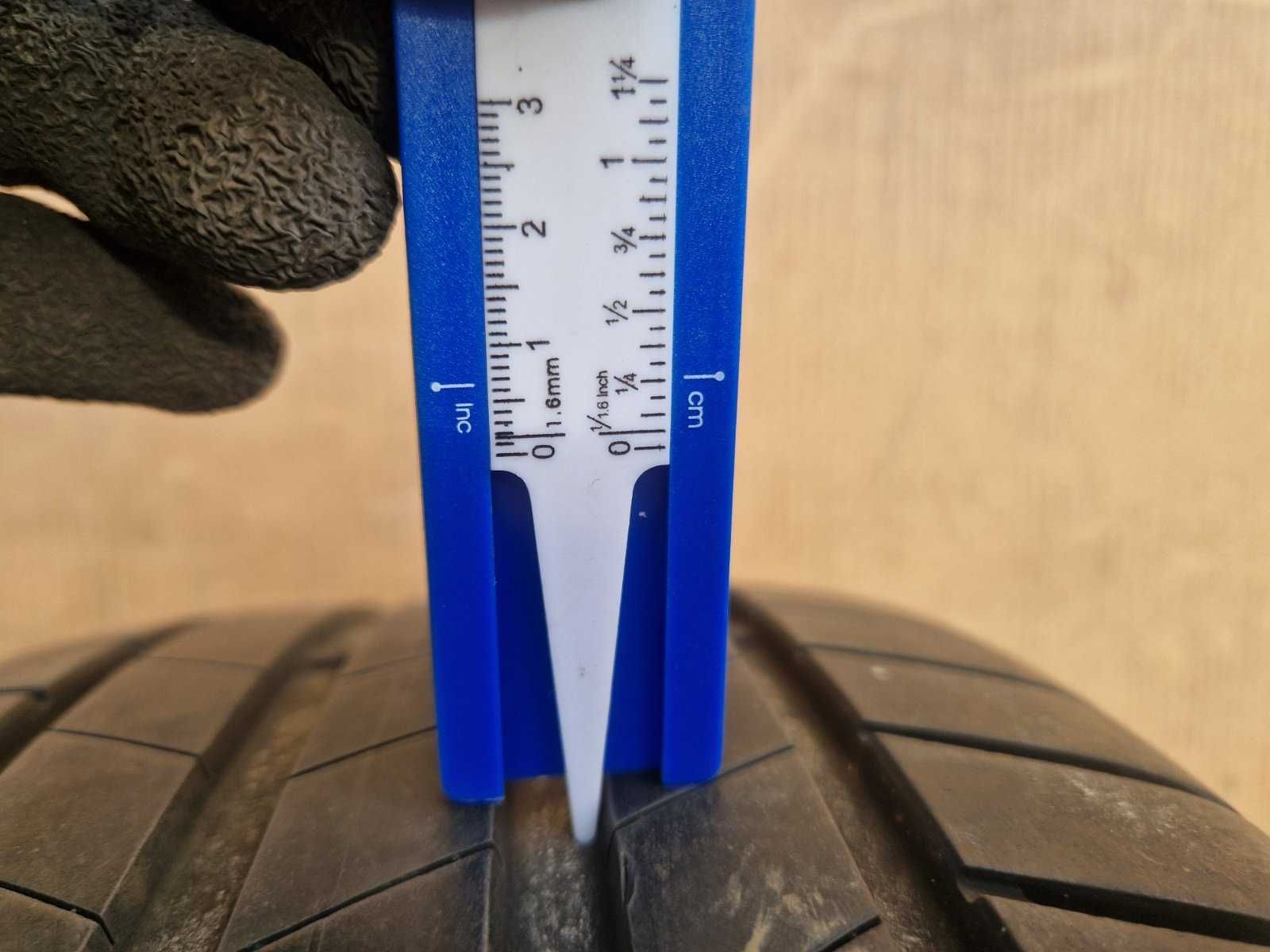2 Bridgestone R17 225/50
летни гуми
DOT1022