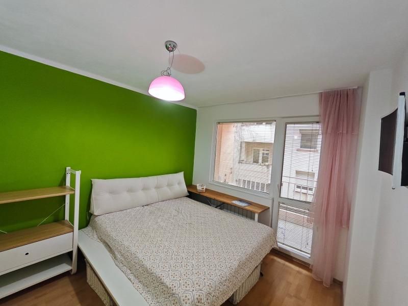 Дава се под наем Двустаен апартамент в София, Витоша - 85 кв.м за 750 € - Снимка #4