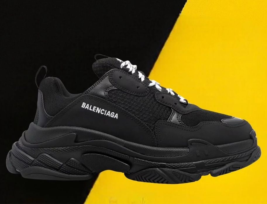 Balenciaga triple s