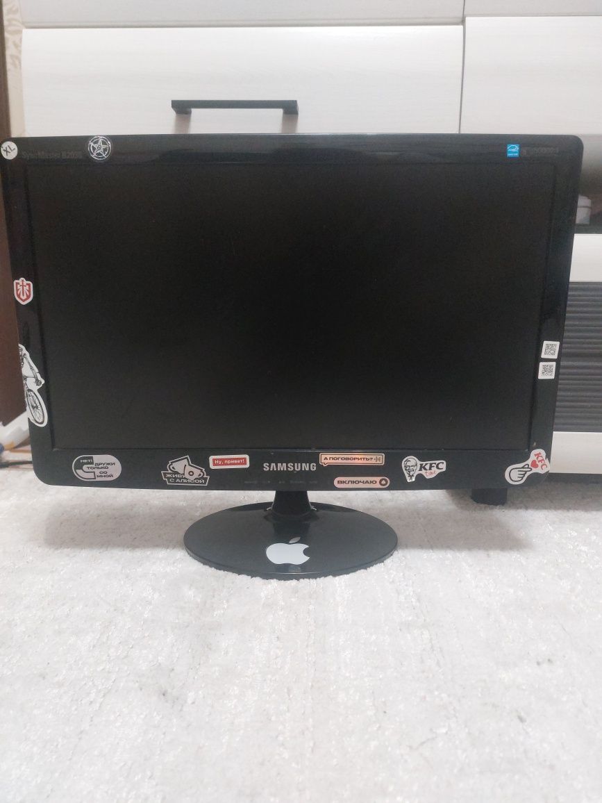 Монитор Samsung SyncMaster B2030