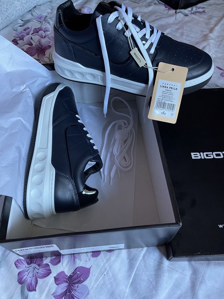 Adidasi / Sneakers  Bigotti