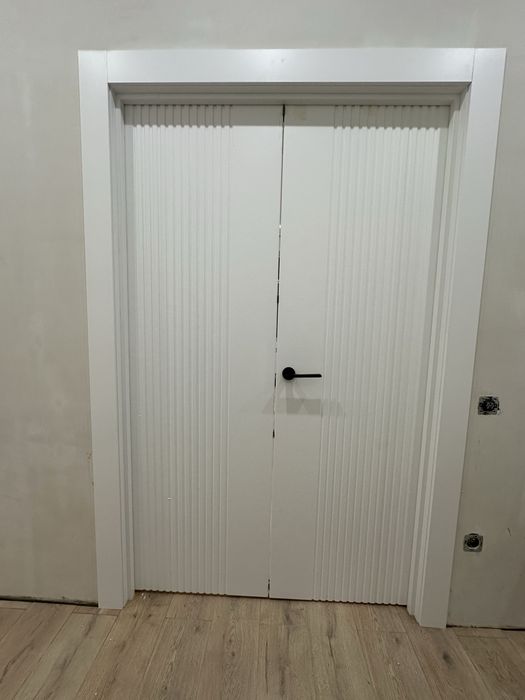 Установка межкомнатных дверей