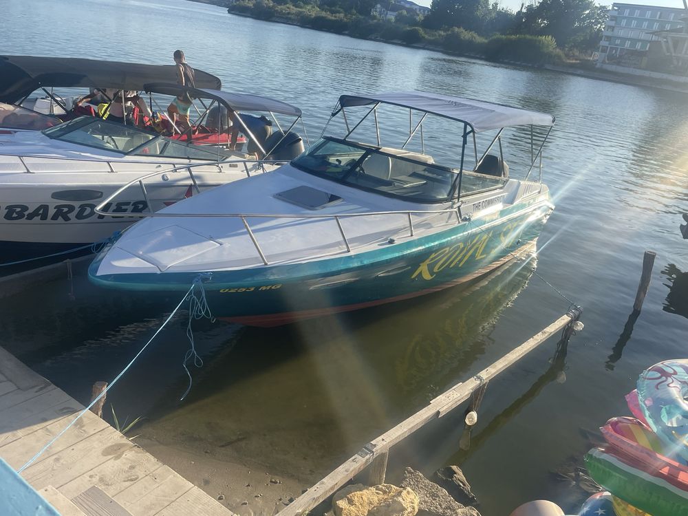 Vand Barca Sea Ray