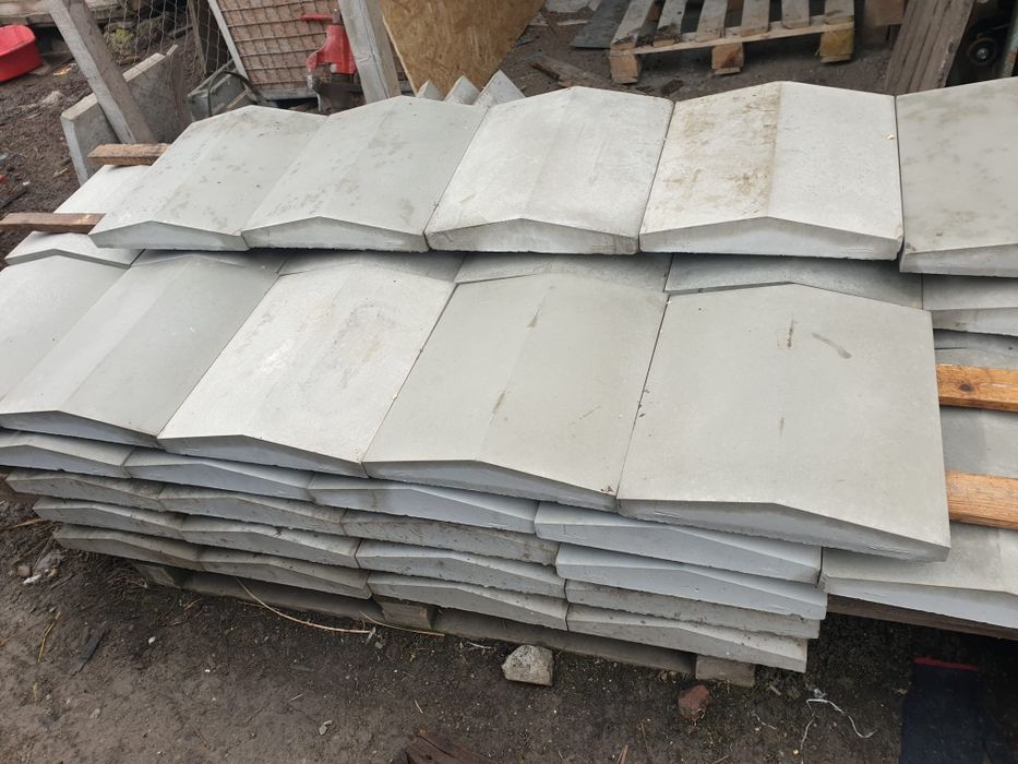 Capace de gard/palarii /coame gard