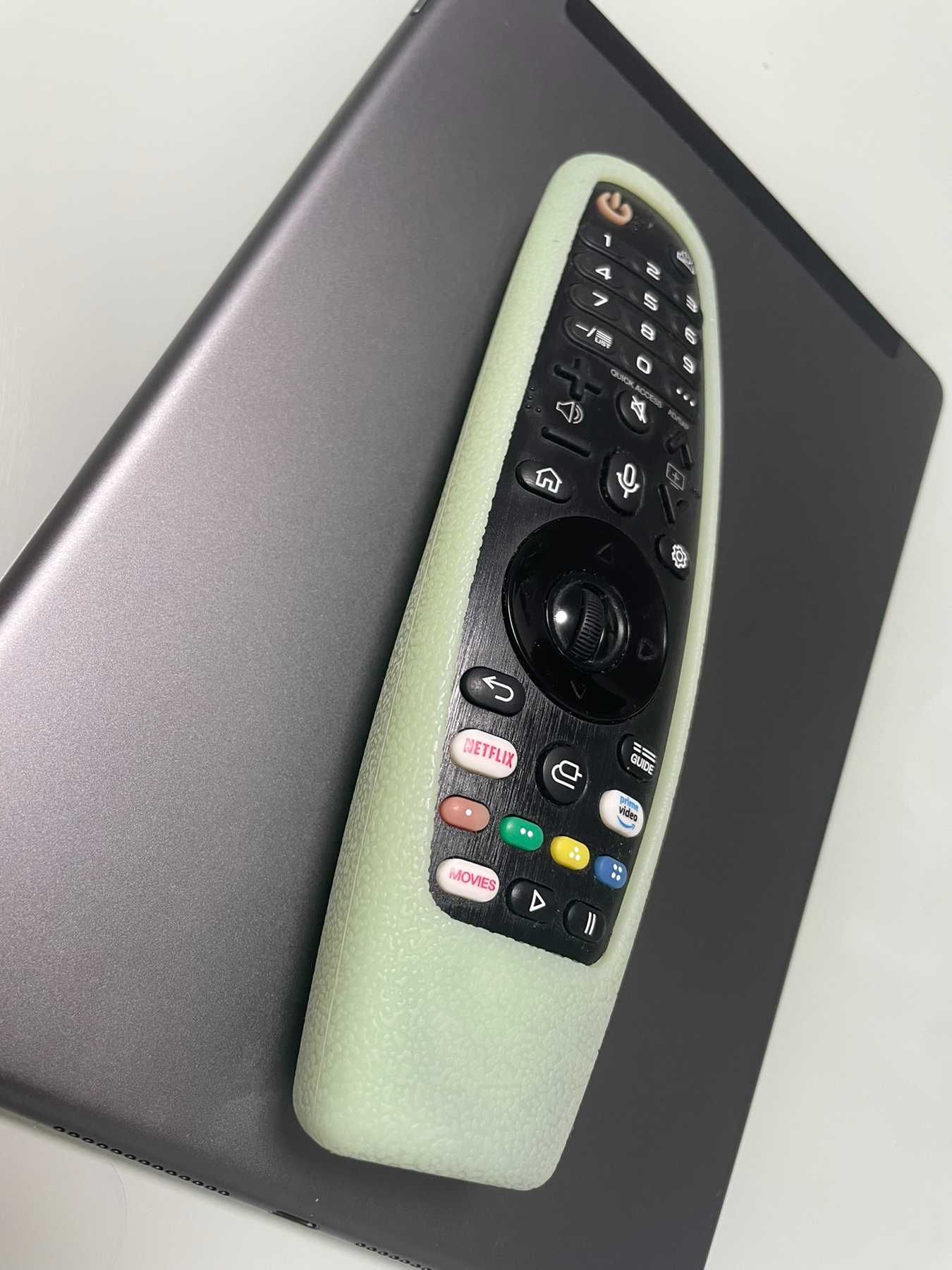 Телевизор LG UN74003LB