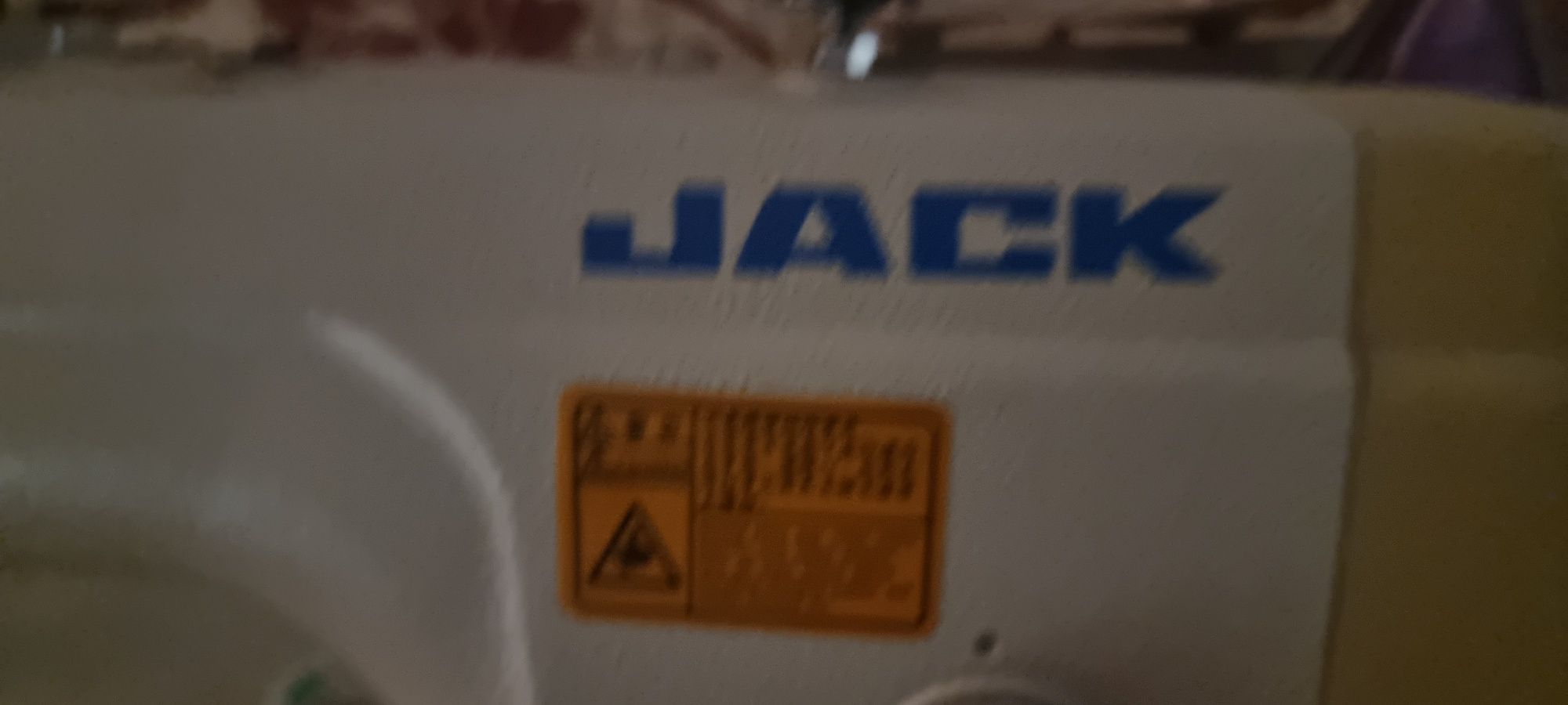 Оверлог Jack ( Jack overlok)
