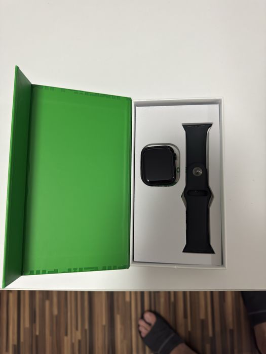 Apple watch 9 GPS 45mm!!