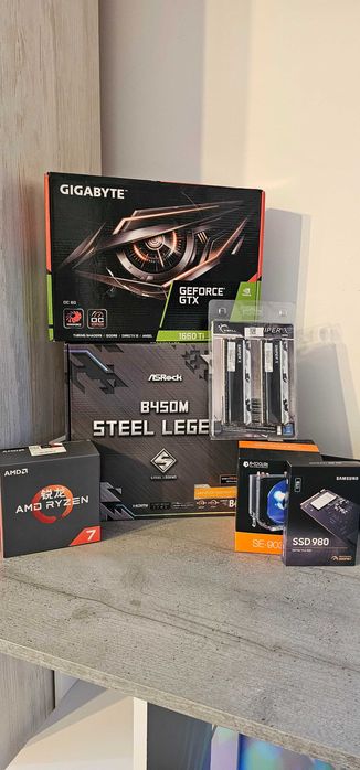 Gaming PC,25'' Монитор,Бюро,Стол Подарък; Ryzen 7/GTX 1660 Ti/32GB RAM