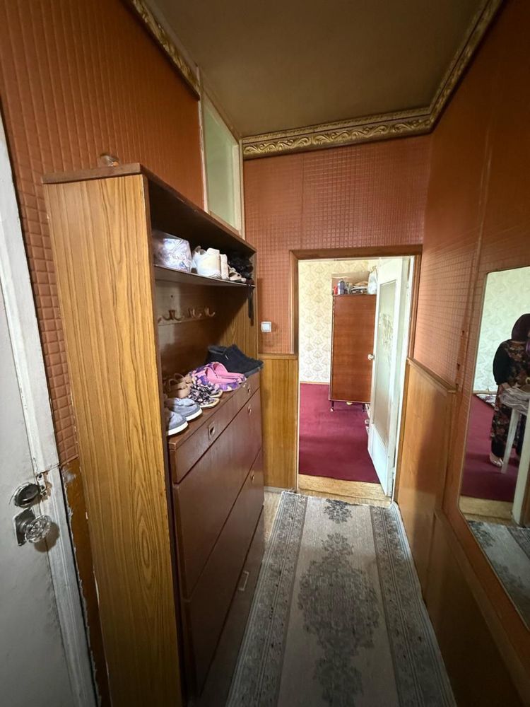 Своя Срочно 2/4/4, 50м², Юнусабад 6кв, Посольство США
