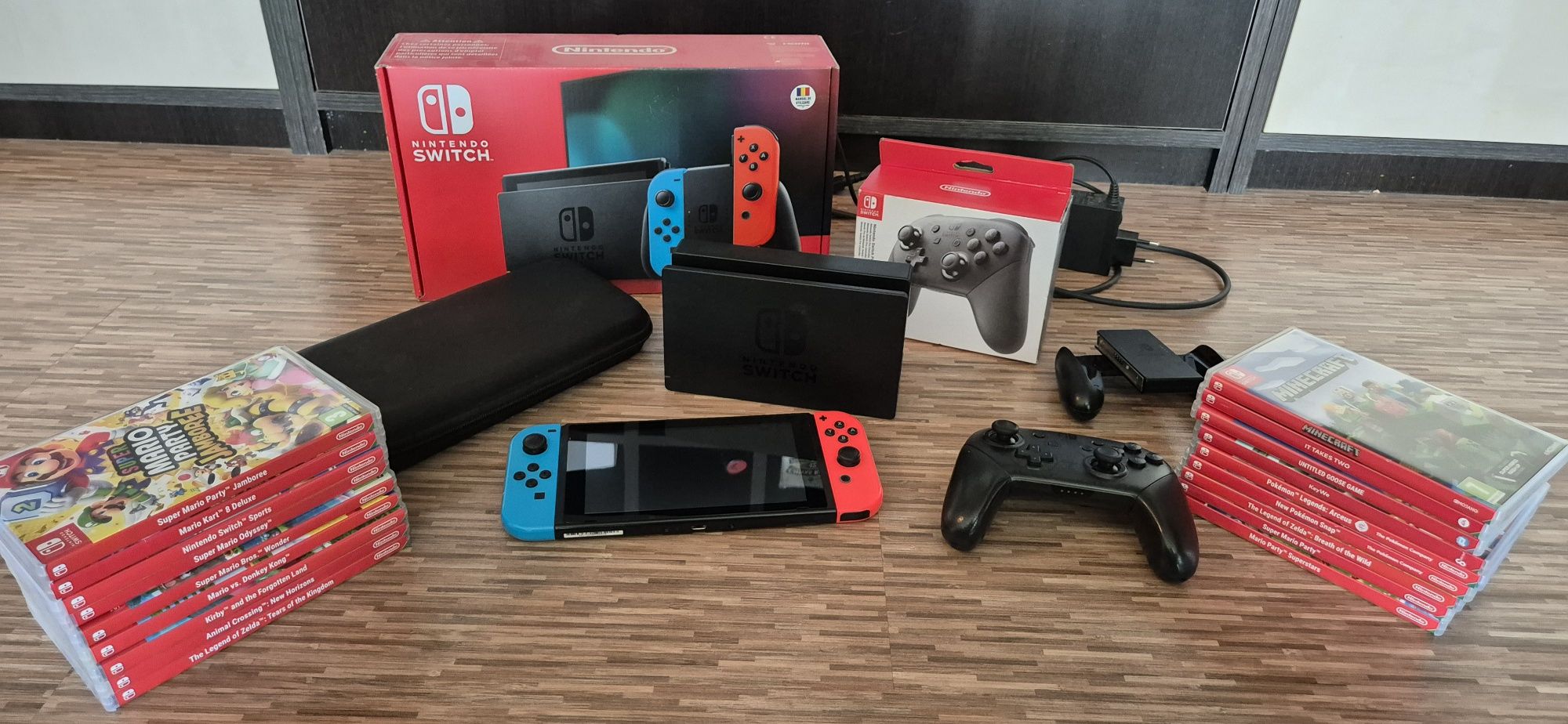 Consola NINTENDO Switch (Joy-Con Neon Red/Blue) HAD
