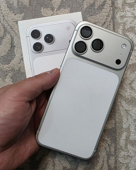 iPhone 17 promax 11sikl, silver sim 256gb