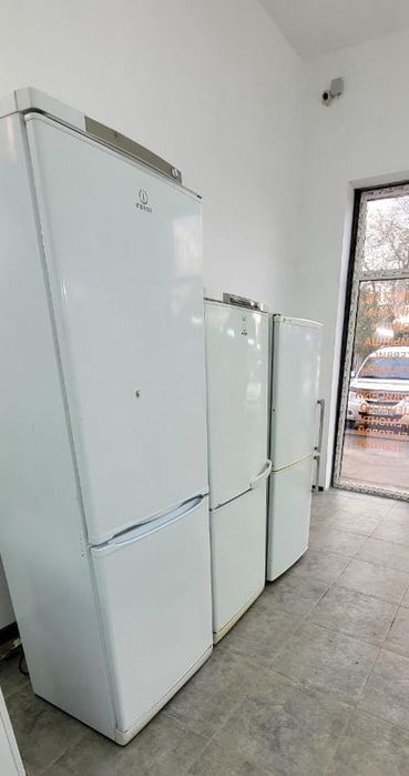 Продам холодильники