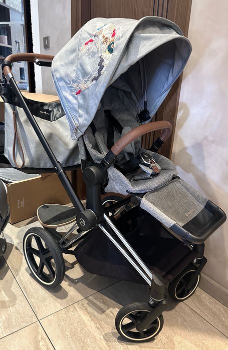 Cybex Priam KOI–пълен комплект 3в1(люлка.седалка.кошница.шаси и др.)