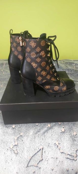 Боти Guess 37 номер
