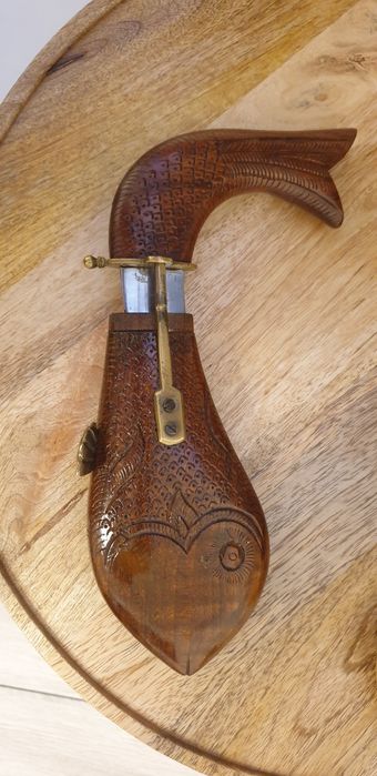 Cuțit deosebit de vânzare