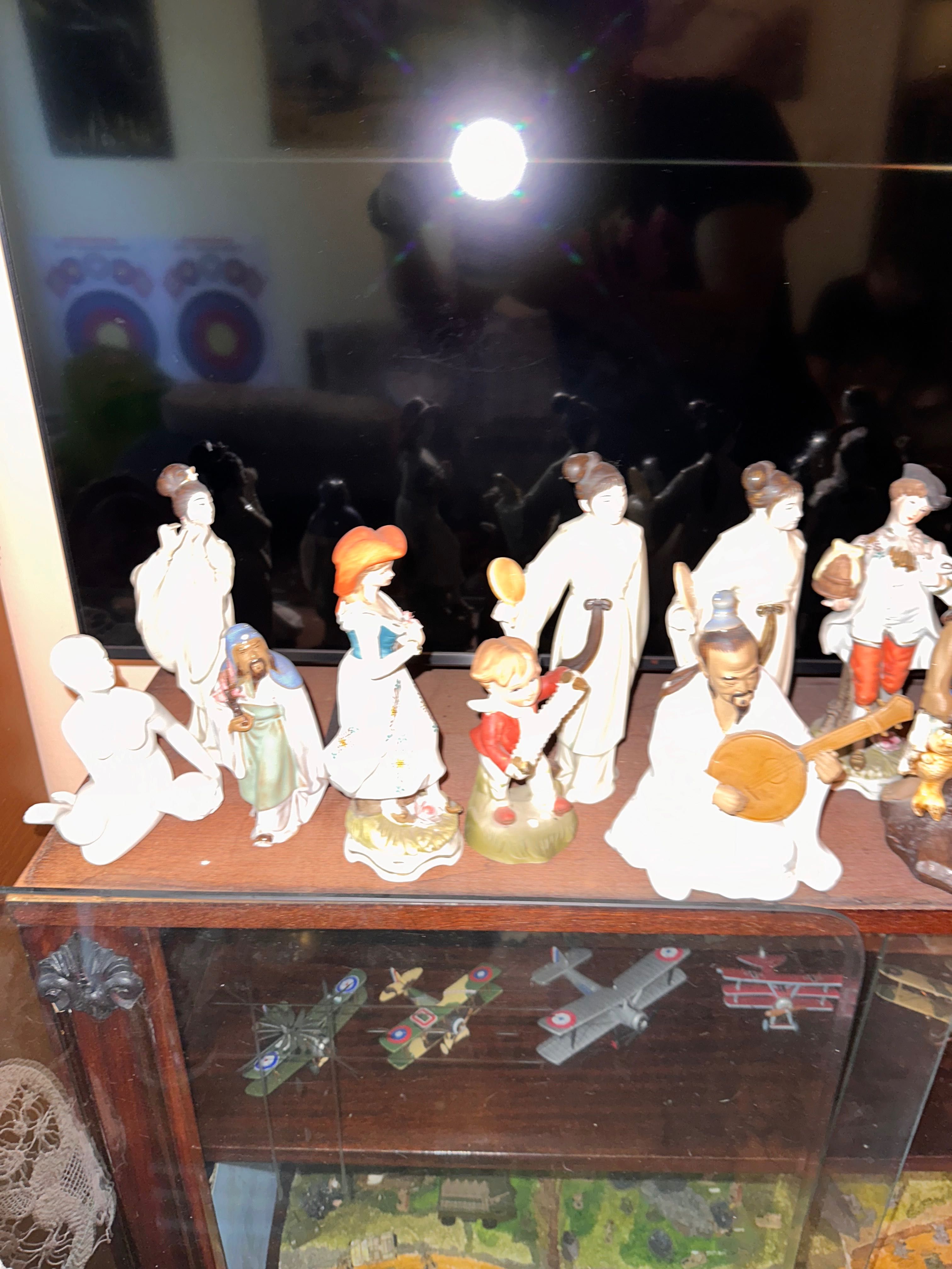 Bibelouri, vaze, bangnote, sculpturi, diverse, colectie, mostenire