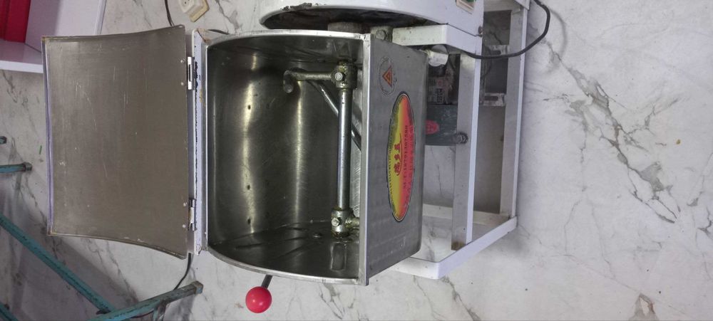 Тестомешалка хамир корадиган  аппарат