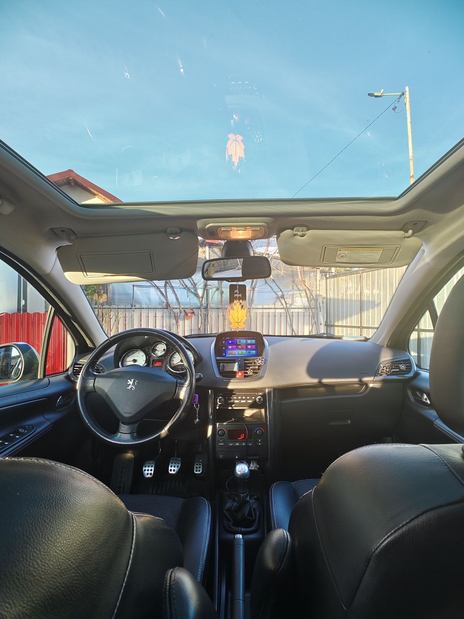 Peugeot 207 1.6 T