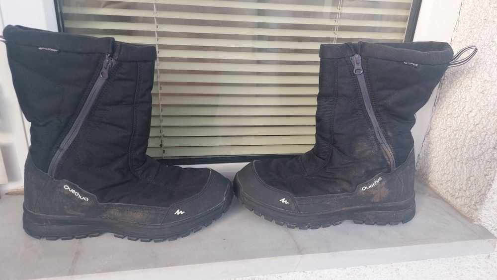 Черни зимни ботуши Quechua номер 44 28 см
