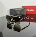 Слънчеви очила Prada