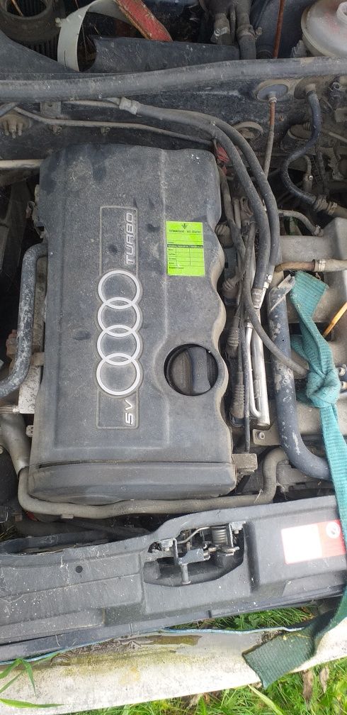 Dezmembrez audi a4 2.0 benzină  5v turbo