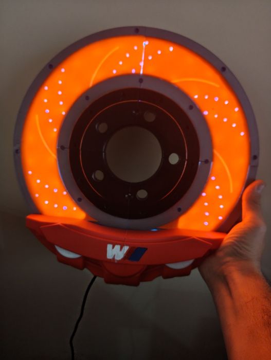 Bmw  спирачен диск лампа