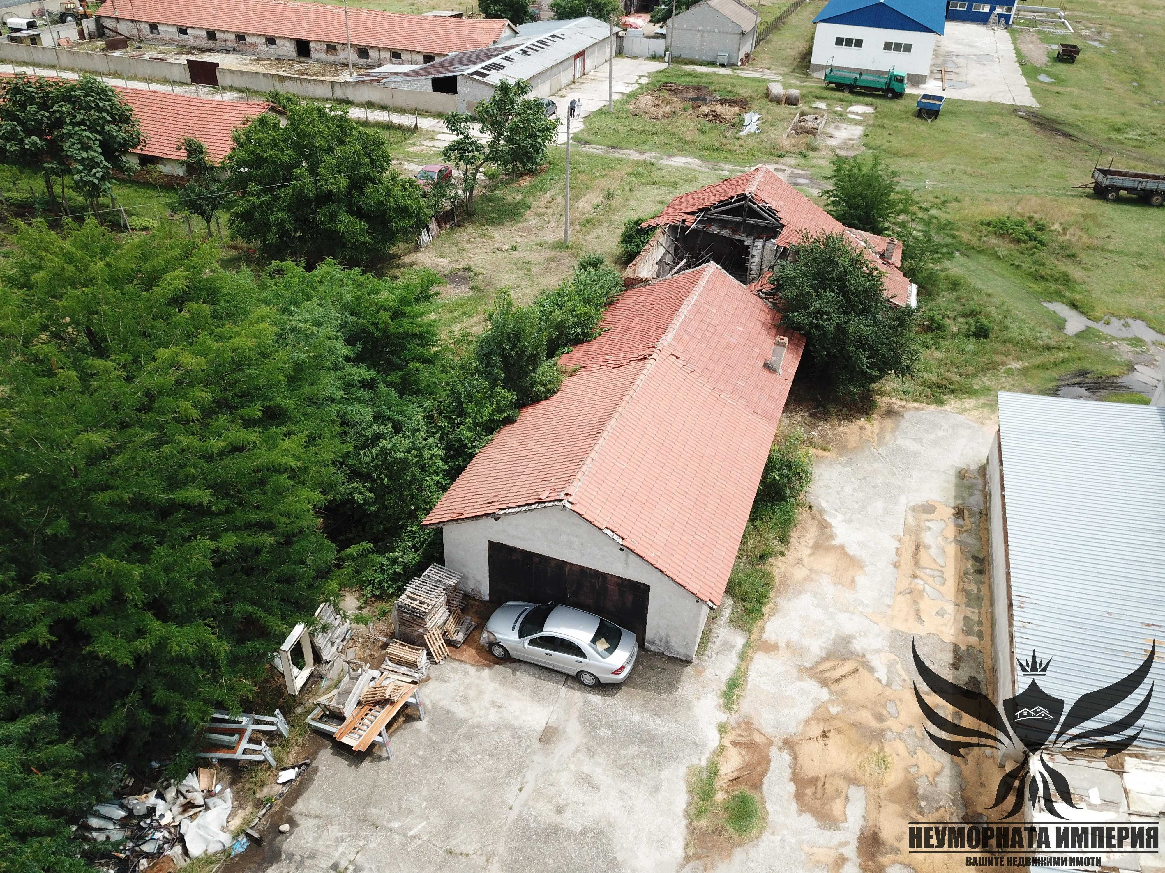 Промишлено помещение, склад, 258кв.м. с парцел 4152кв.м. в с.Избеглии