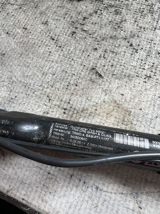 teaca cu pretensioner stanga bmw e90 2010