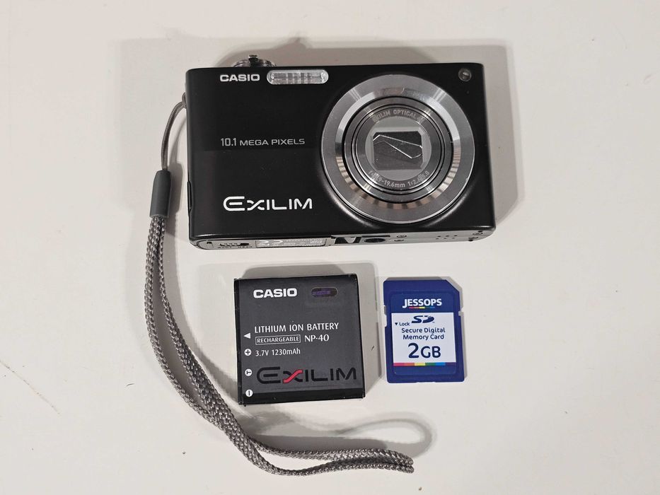 Y2K Aparat foto digital compact Casio Z200 10.1MP 4x Zoom