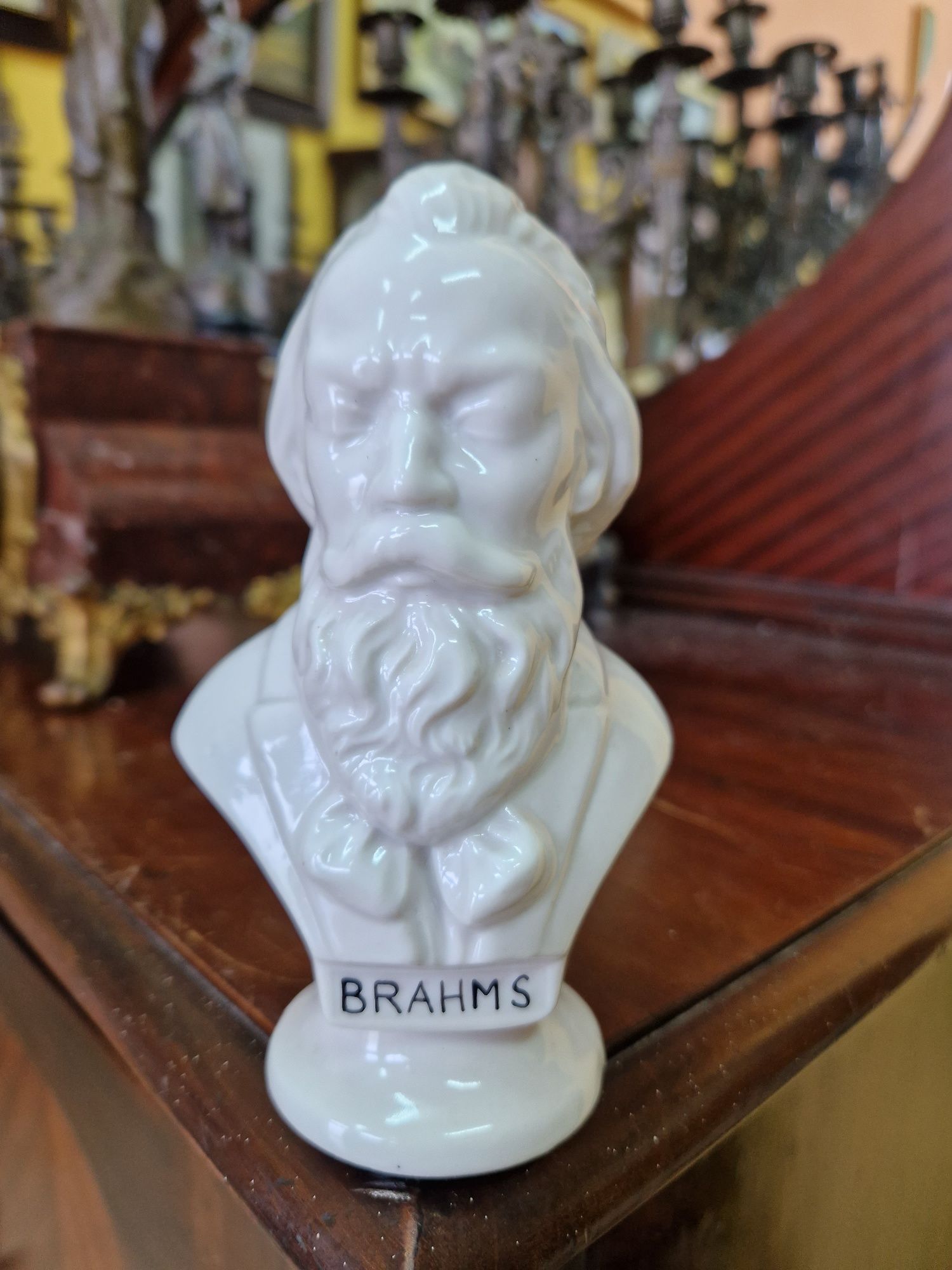 Антикварен колекционерски порцеланов бюст на BRAHMS