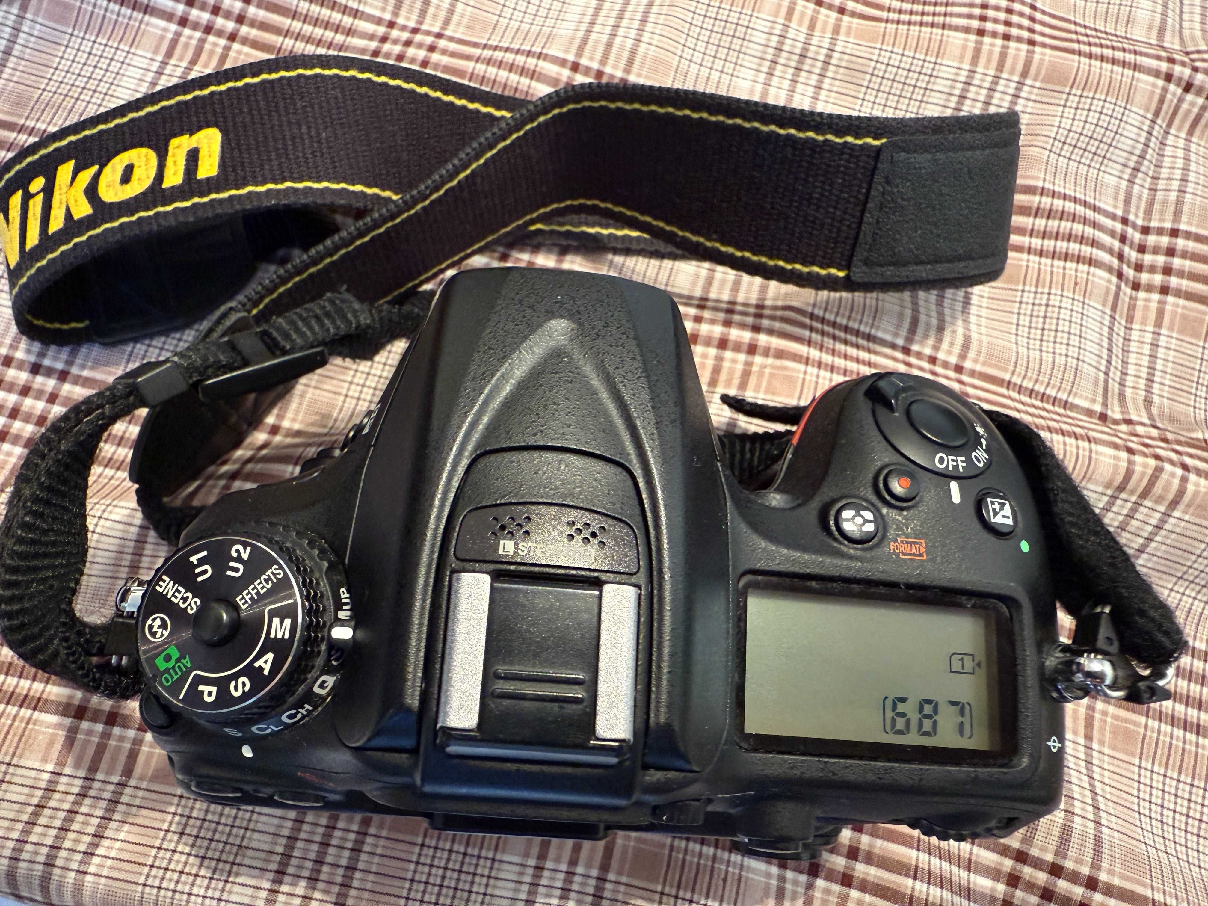 Aparat foto DSLR Nikon D7200 + Obiectiv 18-140mm + Accesorii
