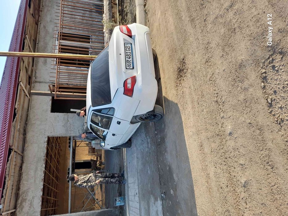 Нексия 2 сотилади