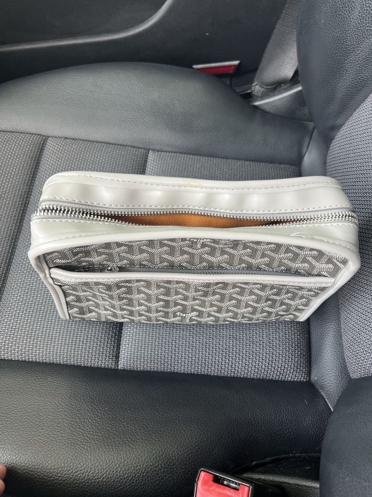 Goyard Jouvence мъжки несесер