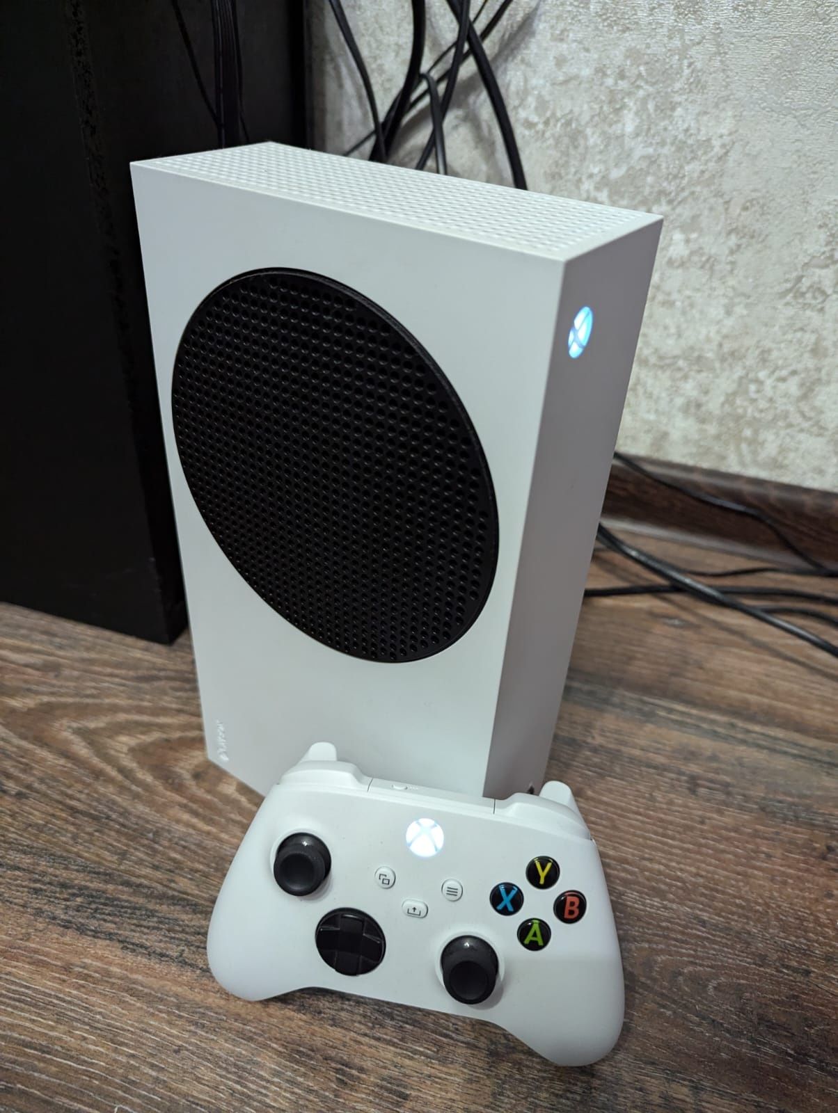 Xbox Series S + подписка Ultimate