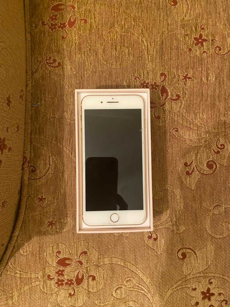 Продаю Iphone 8 Plus