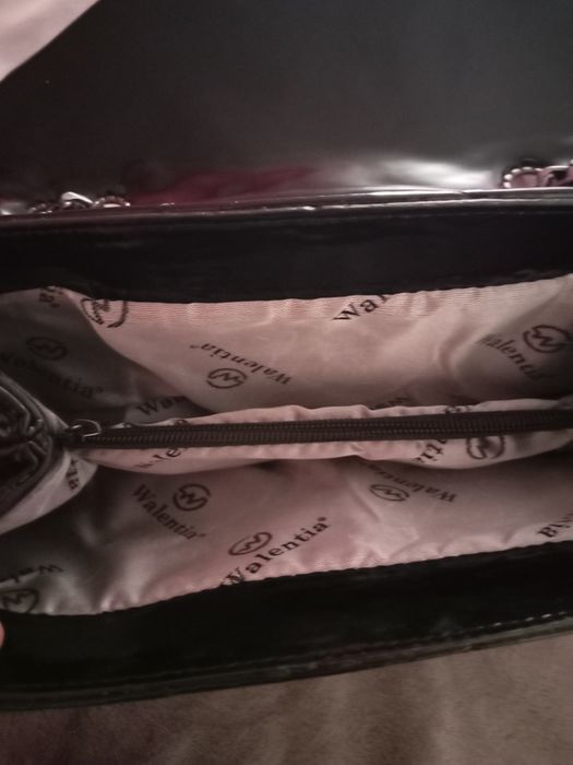 Новая сумка лакированная