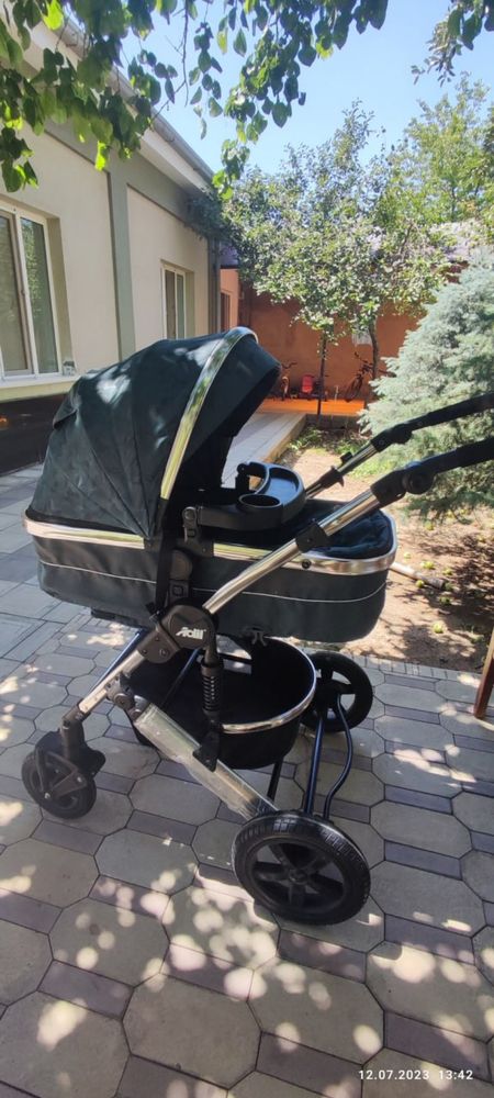 Коляска-трансформер 2 в 1 Adil A2 от 0-3 лет
