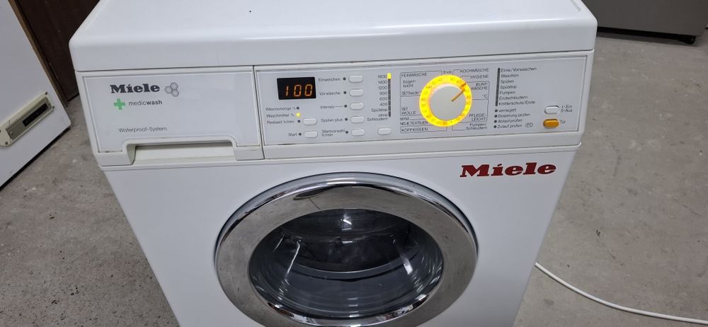 Перална MIELE-пчелна пита