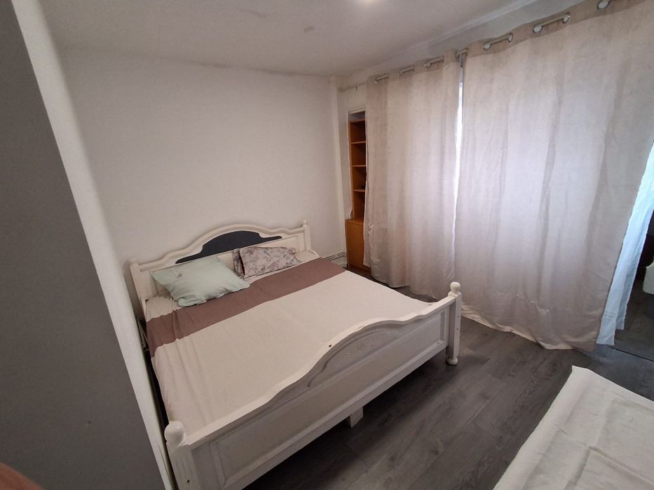 Inchiriez apartament 2 camere central Abatorului