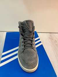 Adidas Tubular din piele întoarsă